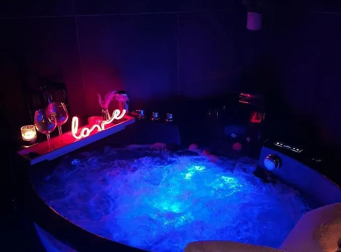 Suite64 - Jacuzzi Privatif נואי סור סיין